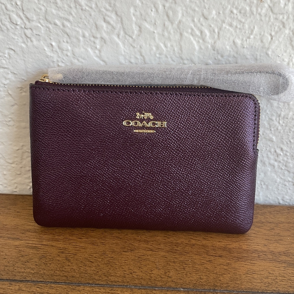 NWT Coach Corner Zip Wallet in Metallic Raspberry - Picture 1 of 5